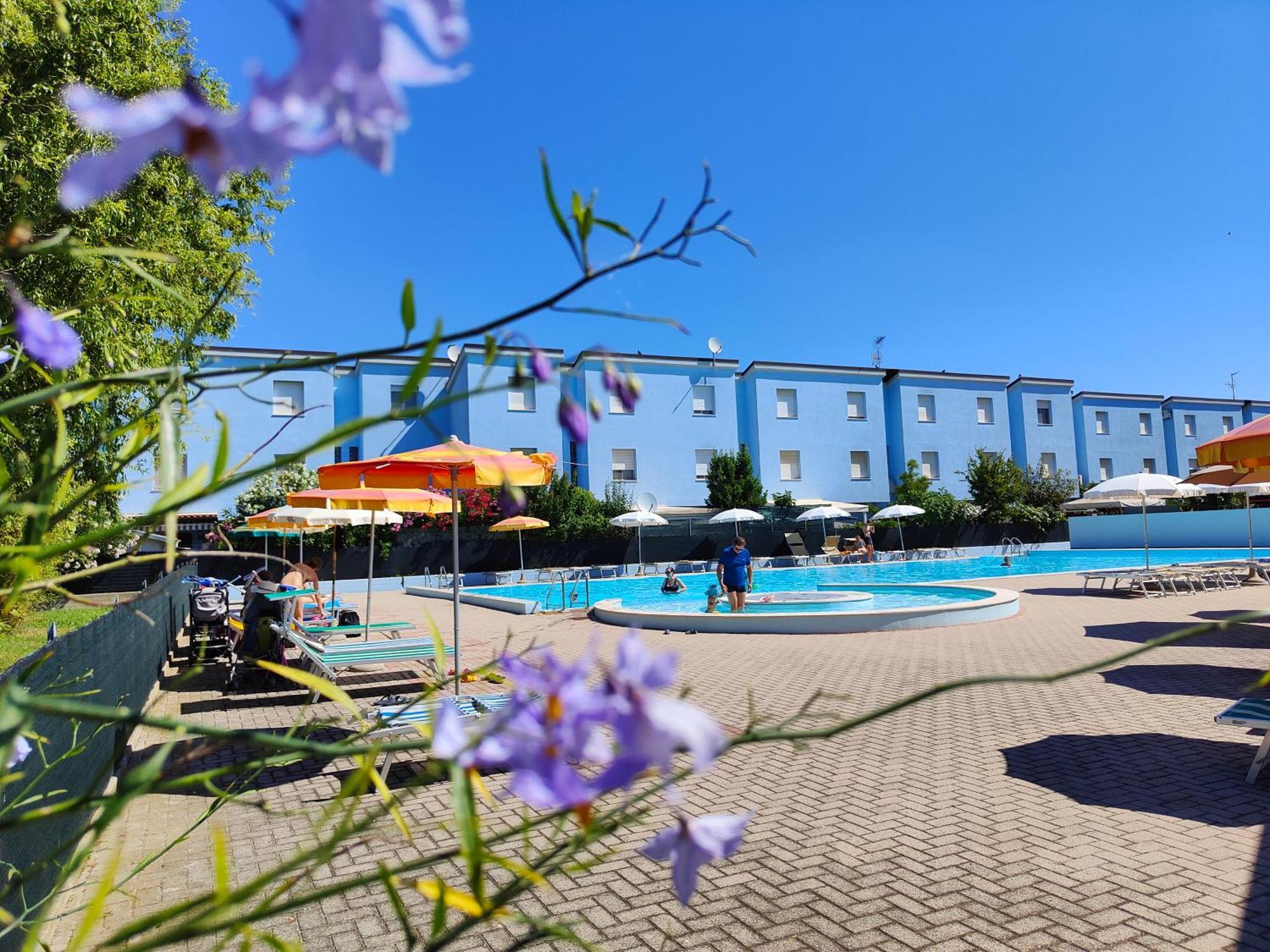 Long Beach Village Residence Sul Mare Spiaggia Privata Inclusa Lido Adriano Dış mekan fotoğraf
