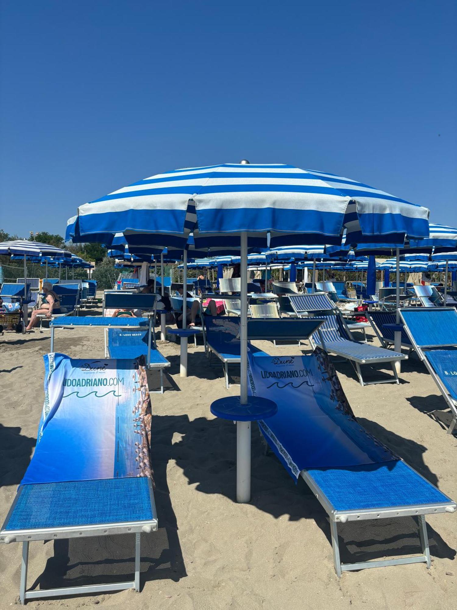 Long Beach Village Residence Sul Mare Spiaggia Privata Inclusa Lido Adriano Dış mekan fotoğraf