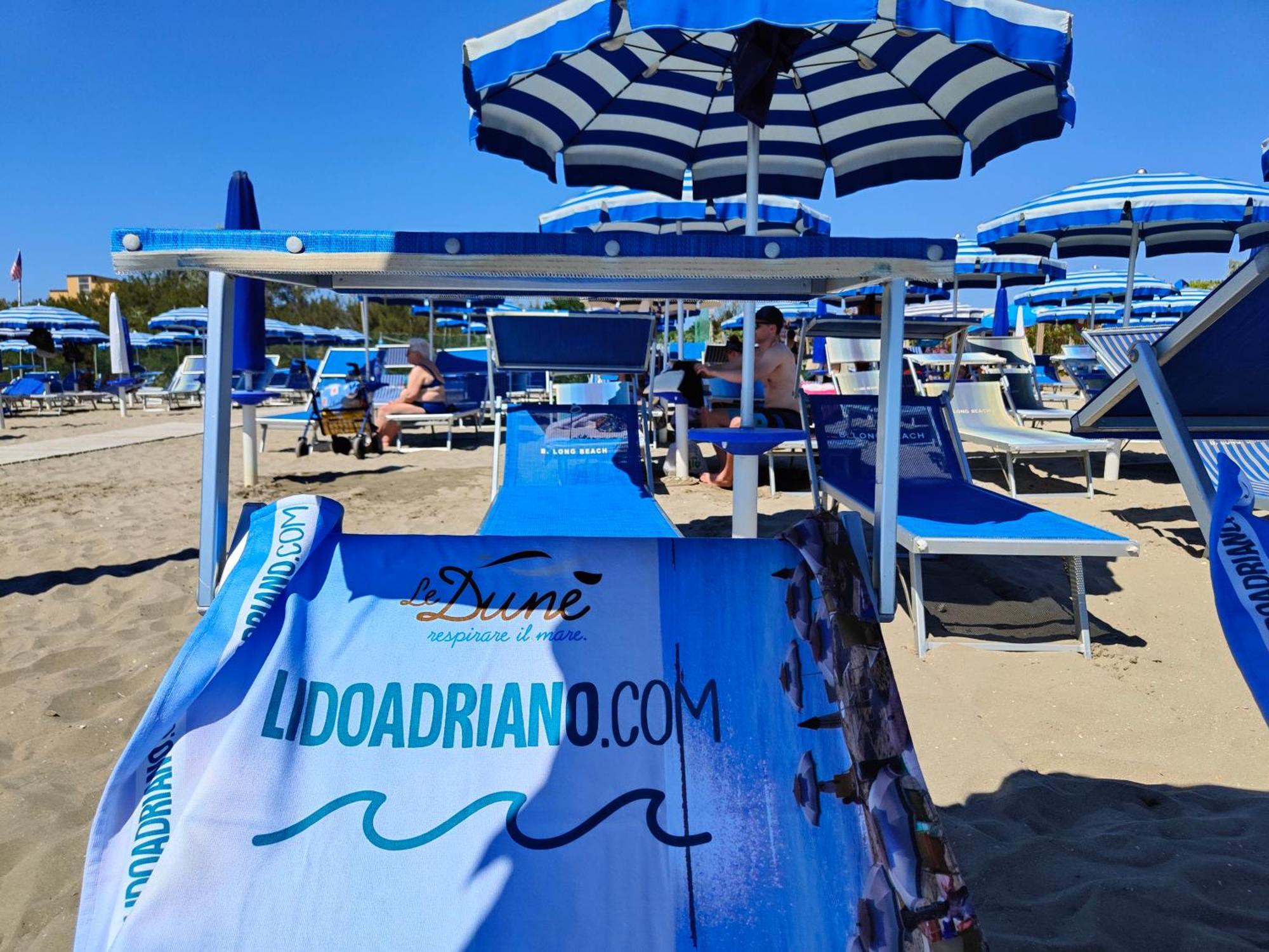 Long Beach Village Residence Sul Mare Spiaggia Privata Inclusa Lido Adriano Dış mekan fotoğraf