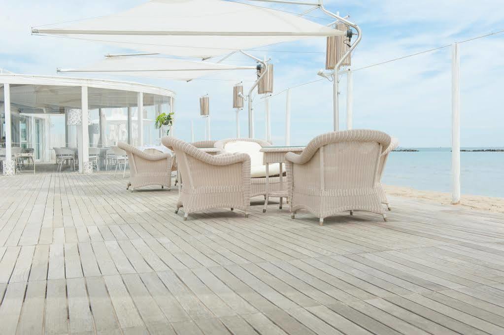 Long Beach Village Residence Sul Mare Spiaggia Privata Inclusa Lido Adriano Dış mekan fotoğraf